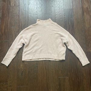 Women’s Forever21 size small light pink sweater